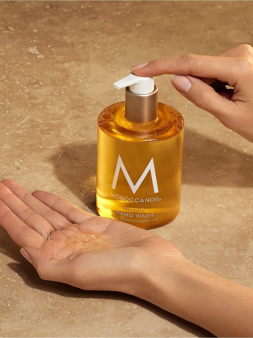 MoroccanOil Hand Wash - Oud Mineral with Free Samples NEW - Picture 1 of 4